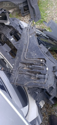 Alfa Romeo stelvio çıkma cam su fıskiye motoru ve bidonu
