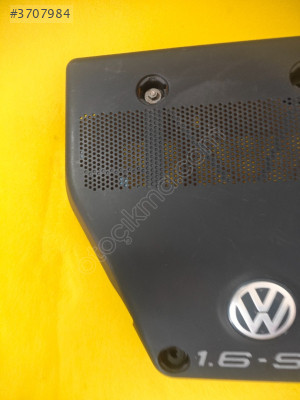 06A103925AC Golf 4 motor üst kapak
