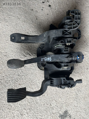 FİAT DOBLO PEDAL TAKIMI ÇIKMA