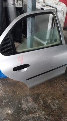 FORD MONDEO SAĞ ARKA KAPI