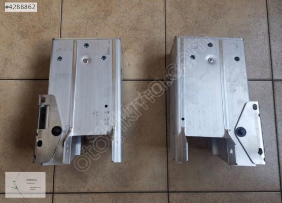 VOLVO XC90 TAMPON DEMİR BABASI SAĞ SOL