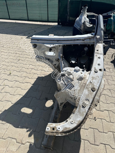 BMW F10 ÇIKMA ORJİNAL SOL ÖN PODYA