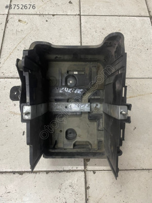 COURİER AKÜ ALT BAĞLANTI BRAKETİ AKİL YAMAN OTOMOTİV