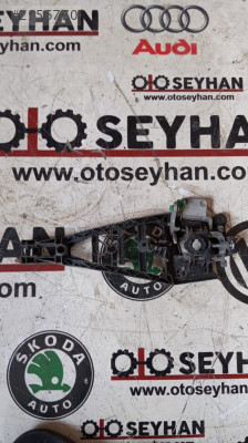 24463524 Opel Corsa D sağ ön kapı kolu açma mekanizması