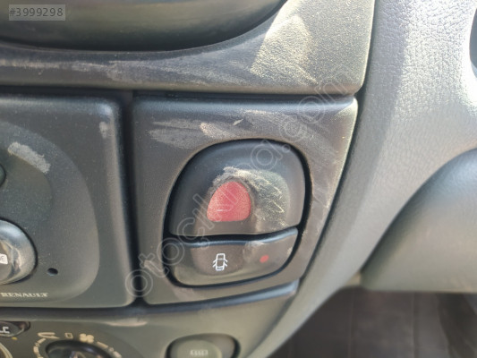 ÇIKMA RENAULT MEGANE 1 DÖRTLÜ FLAŞÖR DÜĞMESİ