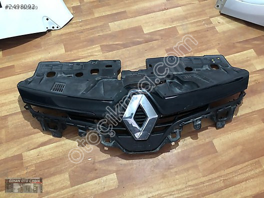 Orjinal Renault Clio 4 Ön Panjur Çıkma Parçası