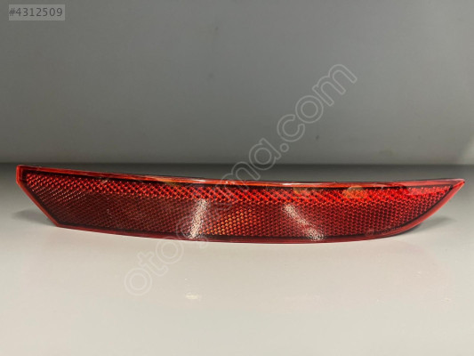 OCTAVİA SAĞ REFLEKTÖR ORJİNAL  (21-24)