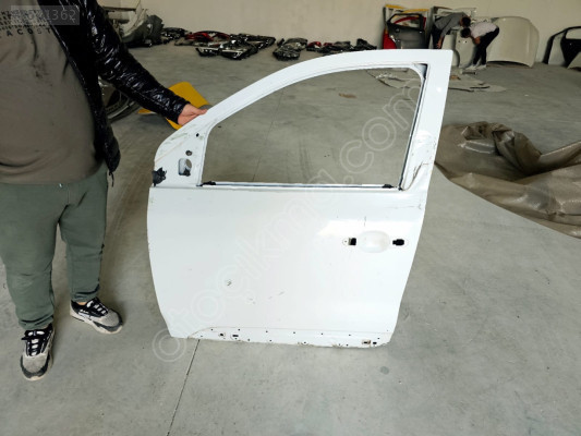 RENAULT EKSPRESS BEYAZ SOL ÖN KAPI ORJINAL