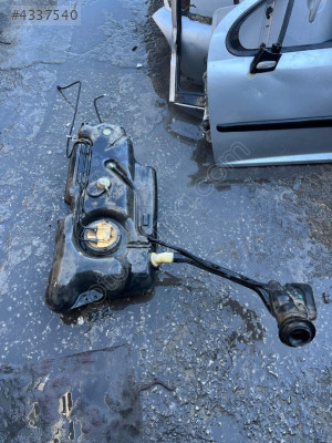 PEUGEOT 207  HATASIZ YAKIT DEPOSU 9680962080