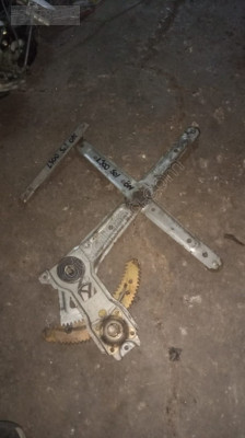 Mitsubishi l300 sol ön cam krikosu manuel yedek parça