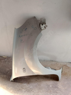 Renault kangoo 1- 2 sağ ön çamurluk çıkma orjinal boyasız