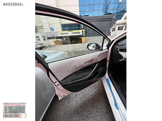 TOYOTA COROLLA SOL ÖN KAPI DÖŞEMESİ SÖKME ORJİNAL 19-24