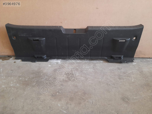 TOYOTA YARİS BAGAJ EŞİK KAPLAMASI