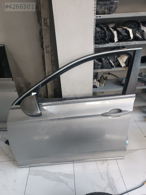 Passat B8 sol ön kapı hatasız boyasız