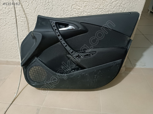 Astra j kapı döşemesi