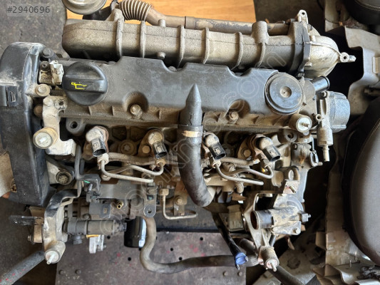 Citroen Berlingo 2000 Hdi silindir kapağı