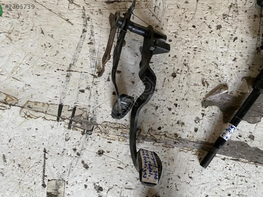 PEUGEOT 306 FREN PEDALI , PEUGEOT 306 DEBRİYAJ PEDALI