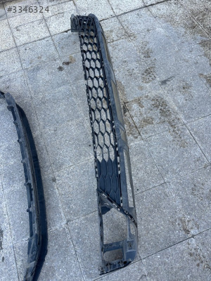 VW TİGUAN ÇIKMA ORJİNAL ÖN TAMPON ALT IZGARASI 5NA805903 BD12