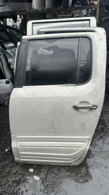 VOLKSWAGEN AMAROK SOL ARKA KAPI KONUK OTO