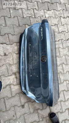 Fiat Egea bagaj kapağı