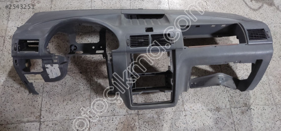 FORD CONNECT GÖĞÜS TORPİDO 2002 2010 ÇIKMA PARÇA