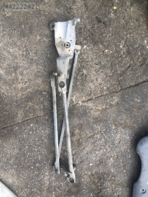 FORD FOCUS 1 SİLECEK MEKANIZMASI