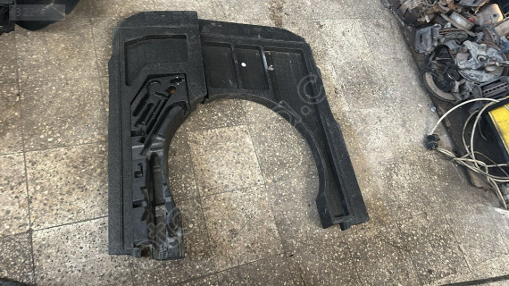 2015-2019 WV PASSAT B8 İSTETME ÜSTÜ KARTON ORJ ÇIKMA