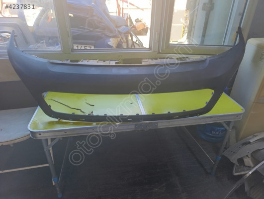 Fiat Fiorino tampon üst plastiği