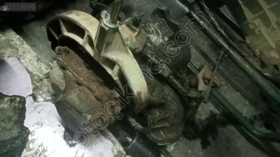 Opel Vectra a,Opel kalibra 2.0 1.8  16v manuel sanziman yedek par
