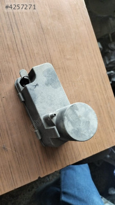 0008000248 0132006300 mercedes kapı kilidi vakum pompası BOSCH