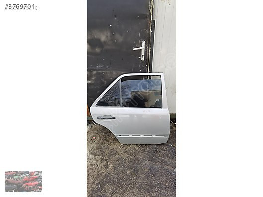 MERCEDES W210 SAĞ ARKA KAPI