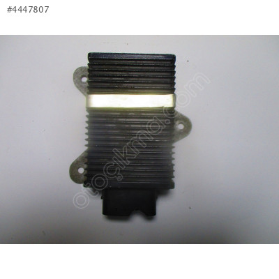 Mitsubishi Carisma Motor Beyni MD340897 E8T11173