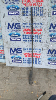 2017-20 VOLVO XC60 SAĞ ÖN CAM DÖŞEME KALIBI ORJ ÇIKMA 32216113