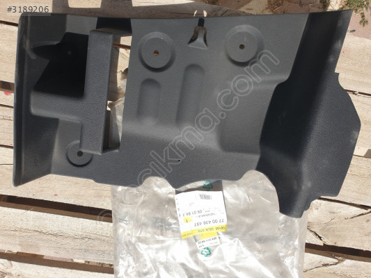 Clio symbol bagaj yan kaplama sag sifir 7700436497