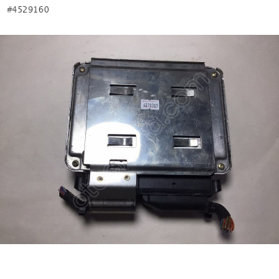 Audi A4 Motor Beyni 8E0907411 RFP