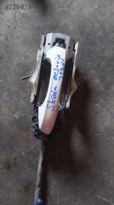 Skoda sağ arka dış kapı kolu çıkma