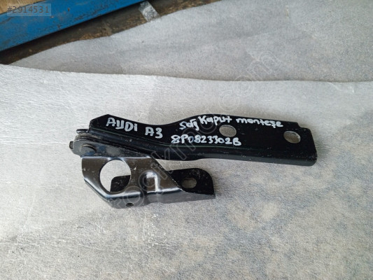 AUDİ A3 SAĞ KAPUT MENTEŞESİ 8P0823302B