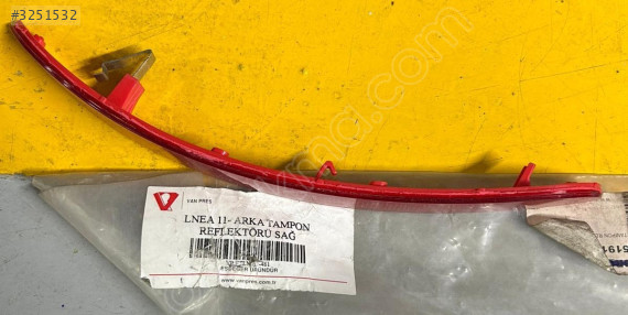 Linea Arka Tampon Reflektörü Sağ