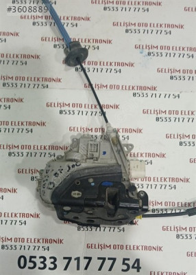 8J1837015E ORJİNAL AUDI Q7 SOL ÖN KAPI KİLİDİ