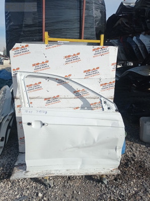 VOLKSWAGEN TAİGO SAĞ ÖN KAPI ÇIKMA ORJİNAL 2018-2025