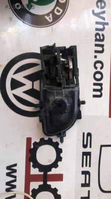 69206-0D450 Toyota Yarıs 2015 sol arka kapı iç açma kolu