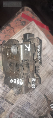 Renault 21 Manager iç kapı kilidi