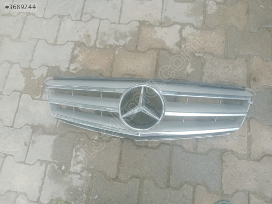Mercedes w204 ön panjur çıkma orjinal