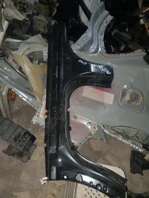 mitsubishi eclipse cros marşpiyel sacı