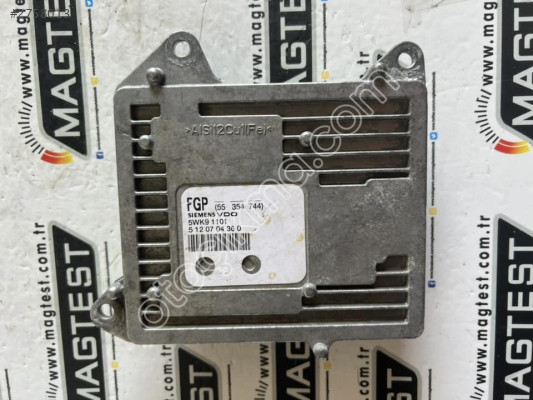 Opel Zafira 2.2 55354744 Simtec 81.1 5WK91101 ECU MOTOR