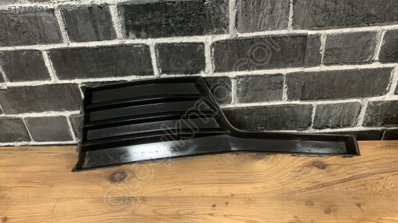8V3807682M 2015-2020 audi a3 hb sağ sis kapağı