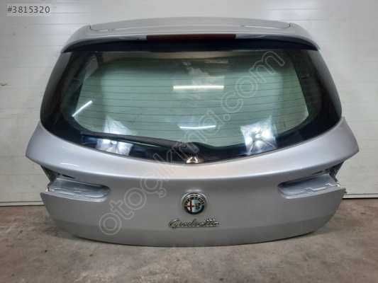ALFA ROMEO GIULIA ÇIKMA ORJİNAL BAGAJ