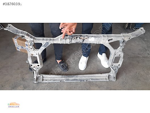 Audi A4 Ön Panel Çıkma Yedek Parça - Ünallar Oto