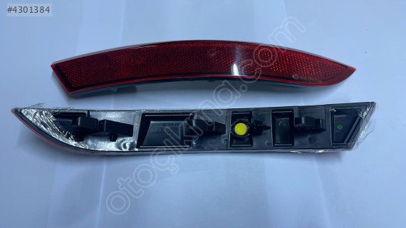 Skoda Octavia 2021-2024  Arka Tampon Sağ Reflektör 5e7945106