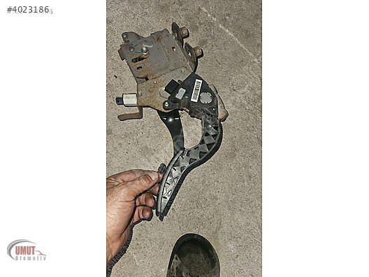 180100024R. Renault Fluence elektrikli gaz pedalı